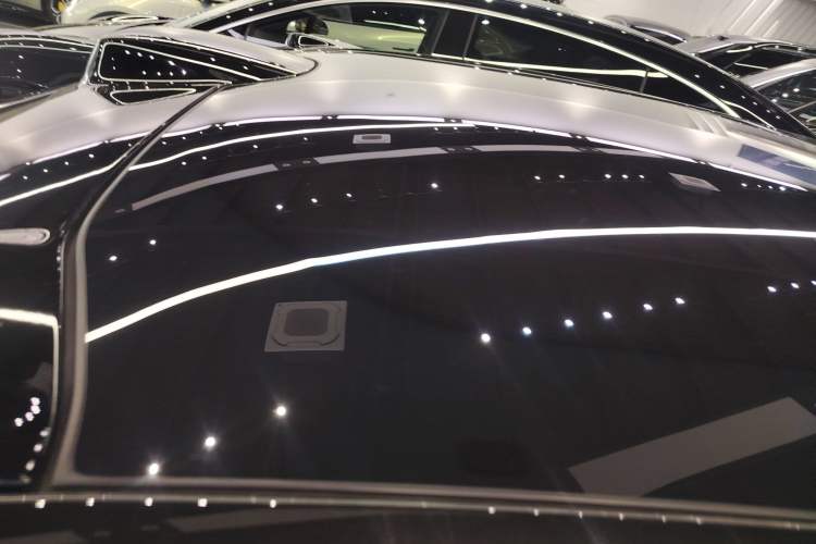 Used Nio ET5 2022 75 kWh Roof