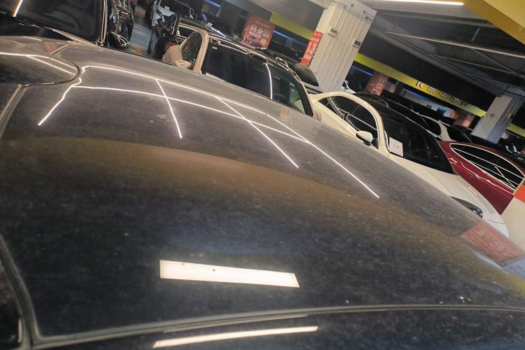 Used Nio ET5 2022 75 kWh Roof