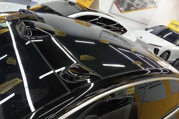 Used Nio ET5 2022 75 kWh Roof