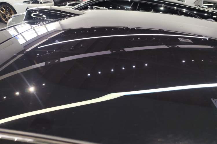 Used Nio ET5 2022 75 kWh Roof