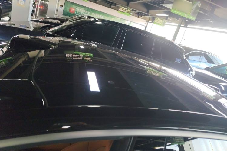 Used Nio ET5 2022 75 kWh Roof
