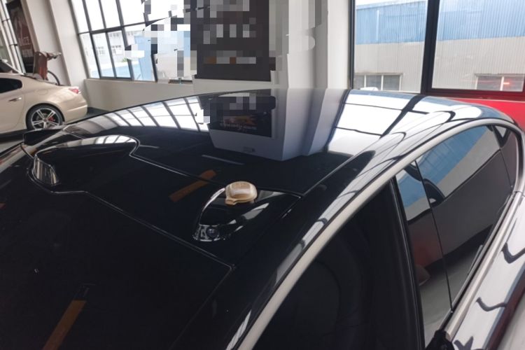 Used Nio ET5 2022 75 kWh Roof