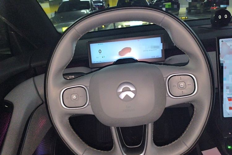 Used Nio ET5 2022 75 kWh Steering Wheel