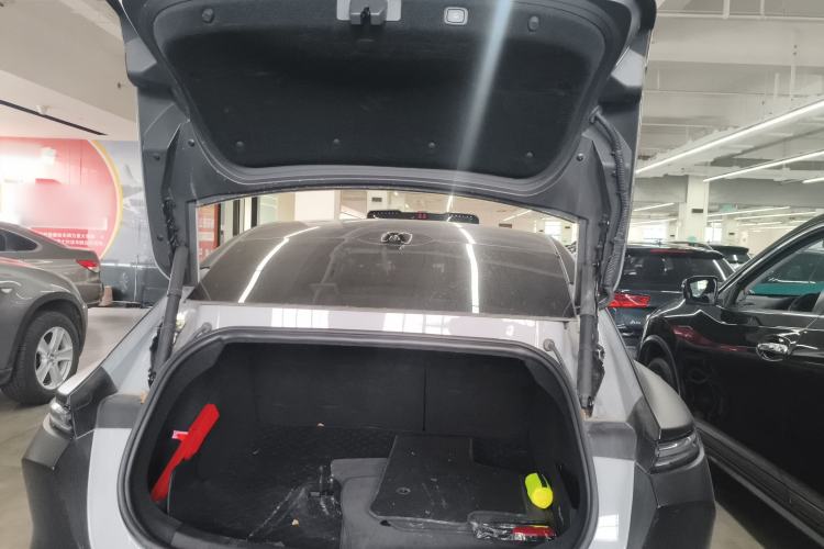 Used Nio ET5 2022 75 kWh Trunk