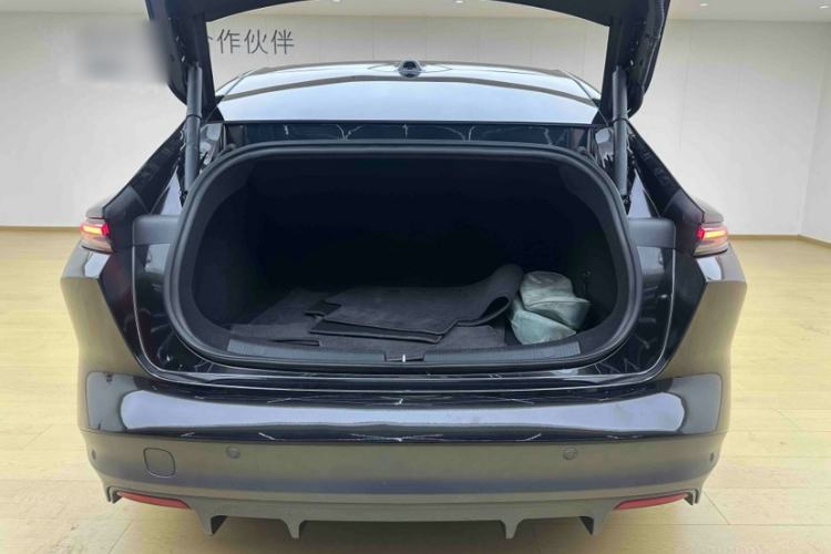 Used Nio ET5 2022 75 kWh Trunk