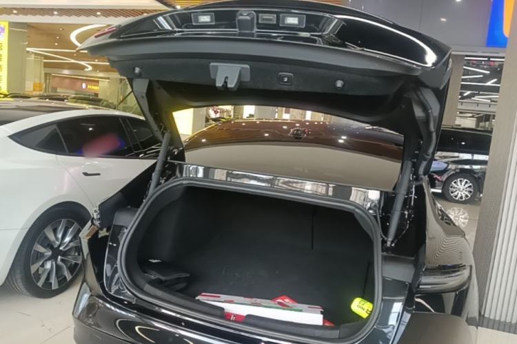 Used Nio ET5 2022 75 kWh Trunk