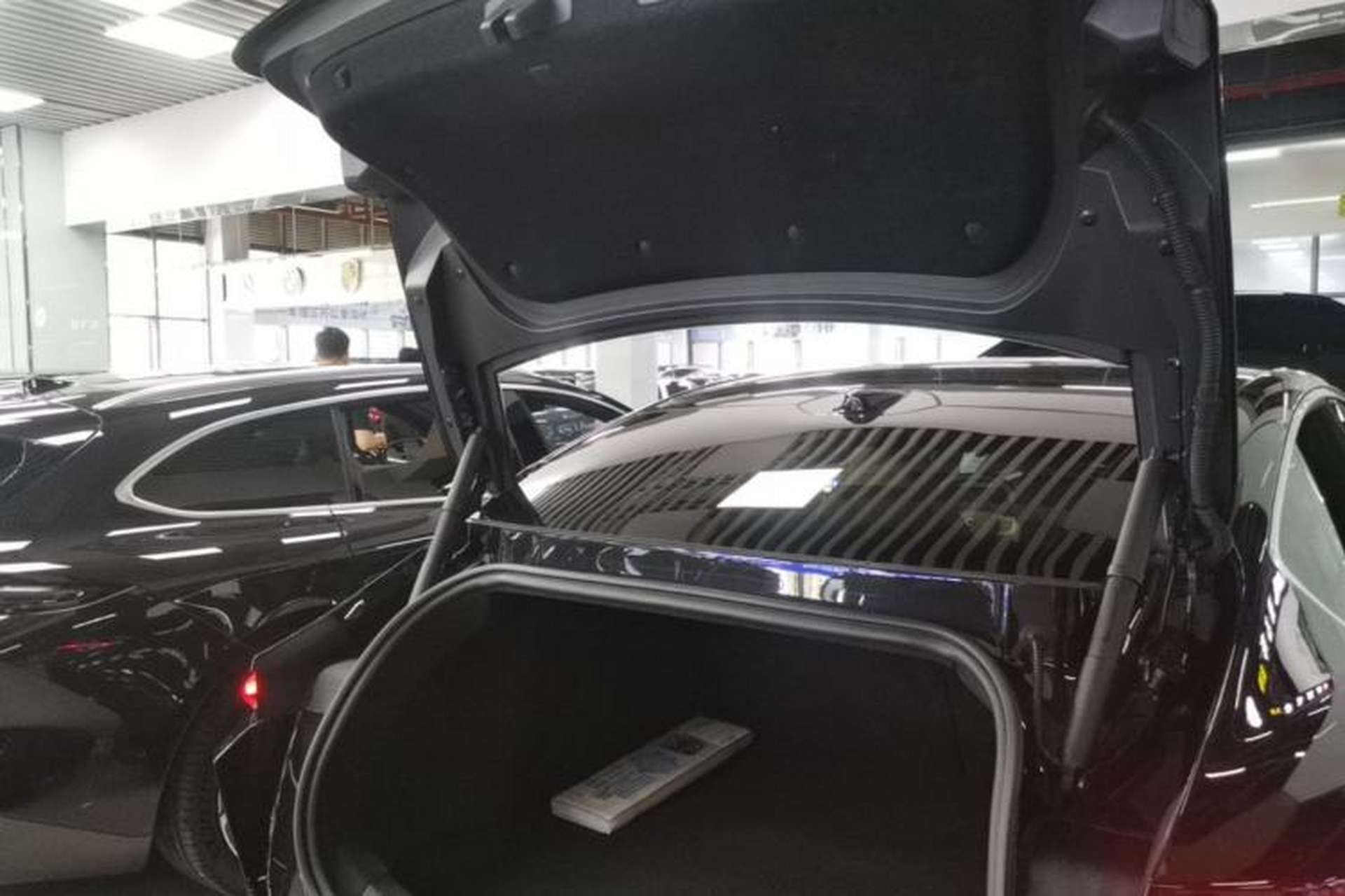 Used Nio ET5 2022 75 kWh Trunk