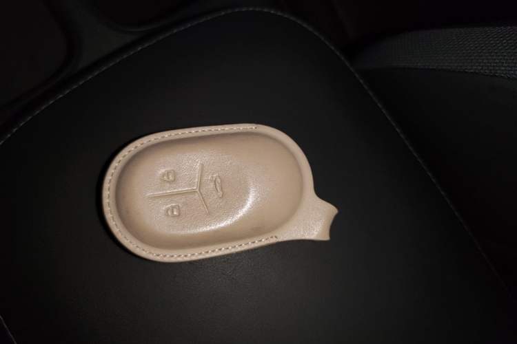 Used Nio ET5 2022 75 kWh Vehicle Key