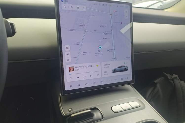 Used Nio ET5 2022 75 kWh Audio And AC Panel