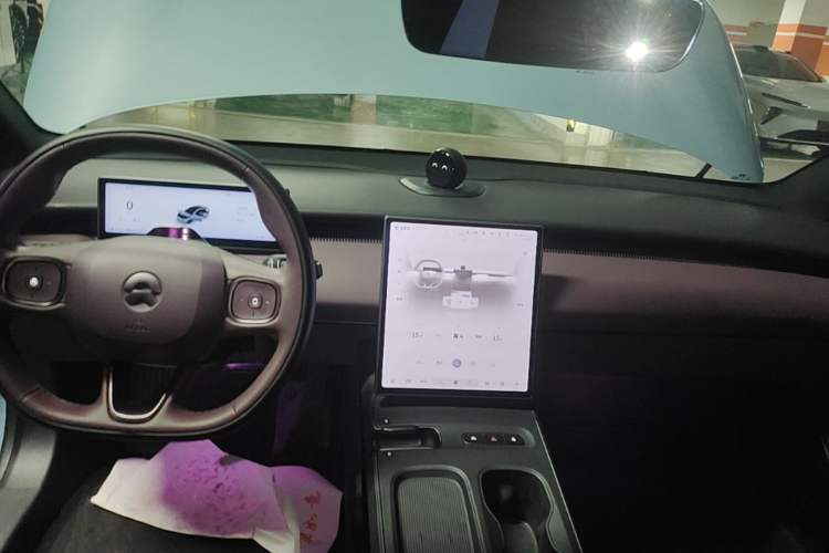 Used Nio ET5 2022 75 kWh Audio And AC Panel