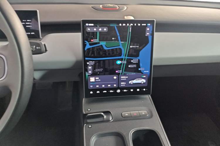 Used Nio ET5 2022 75 kWh Audio And AC Panel