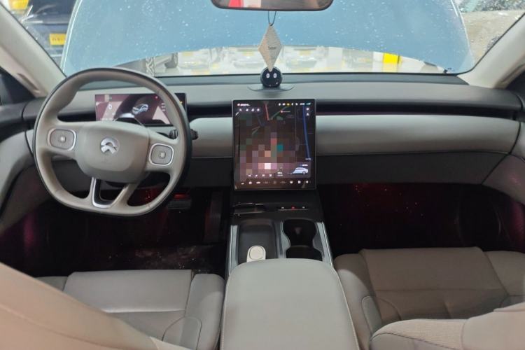 Used Nio ET5 2022 75 kWh Center Console
