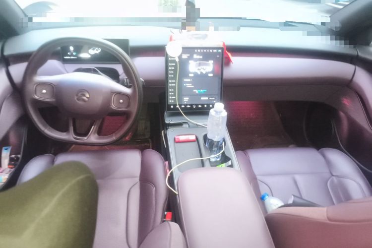 Used Nio ET5 2022 75 kWh Center Console