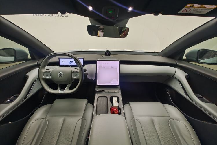 Used Nio ET5 2022 75 kWh Center Console
