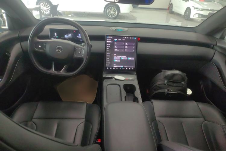 Used Nio ET5 2022 75 kWh Center Console