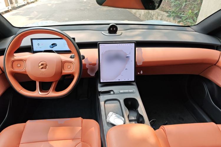 Used Nio ET5 2022 75 kWh Center Console