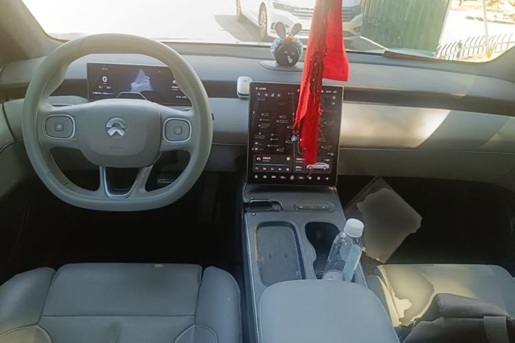 Used Nio ET5 2022 75 kWh Center Console
