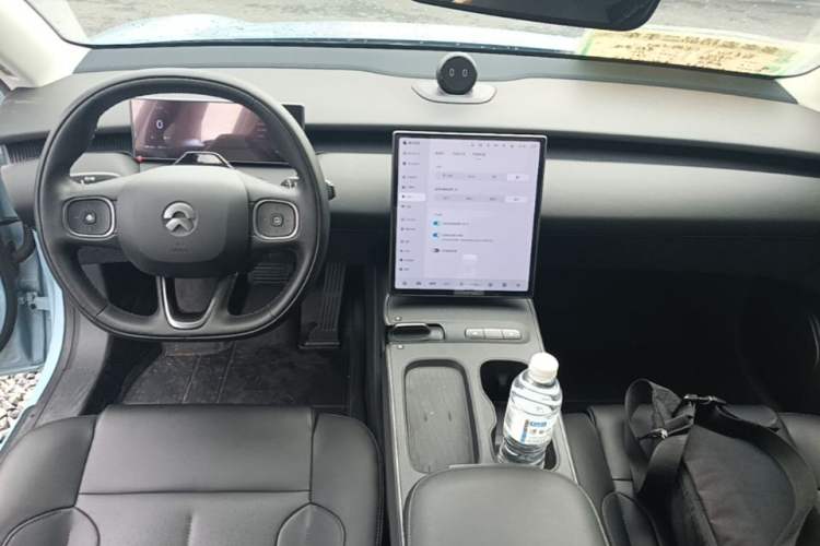 Used Nio ET5 2022 75 kWh Center Console