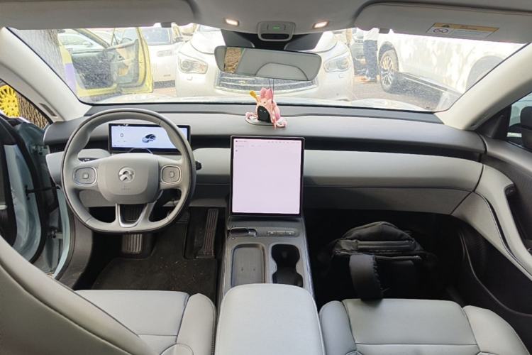 Used Nio ET5 2022 75 kWh Center Console