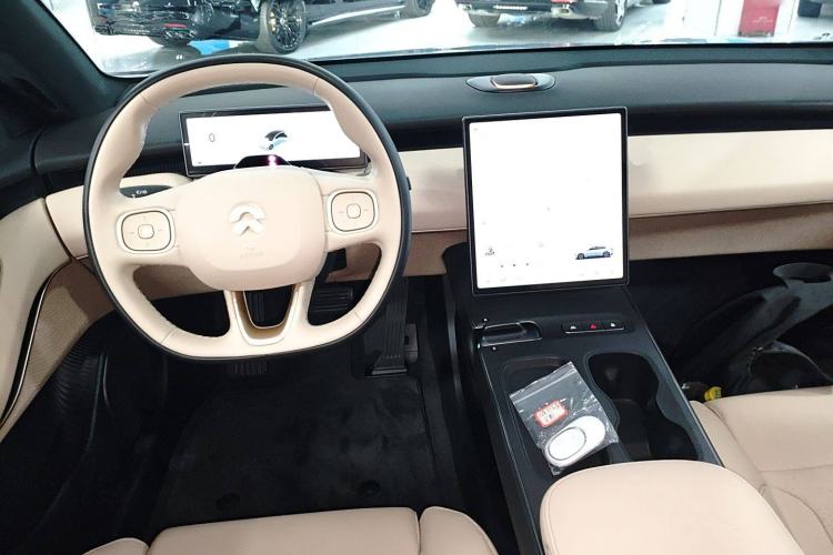 Used Nio ET5 2022 75 kWh Center Console