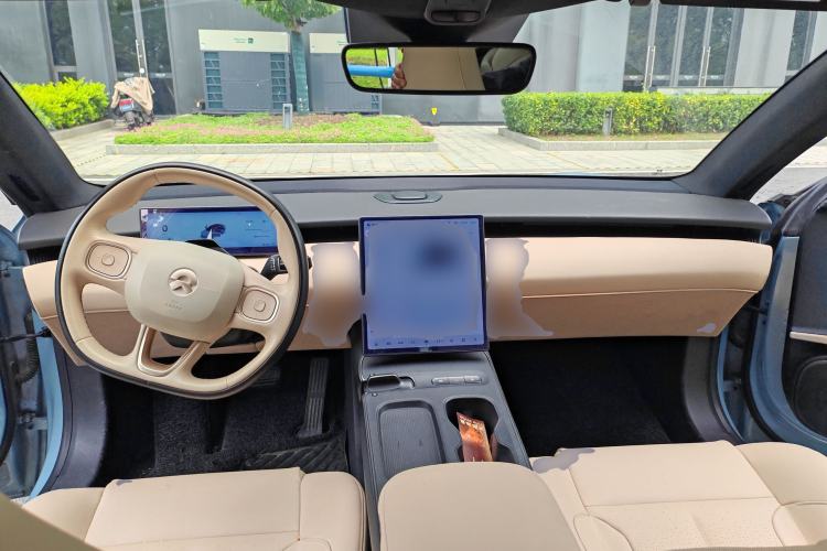Used Nio ET5 2022 75 kWh Center Console