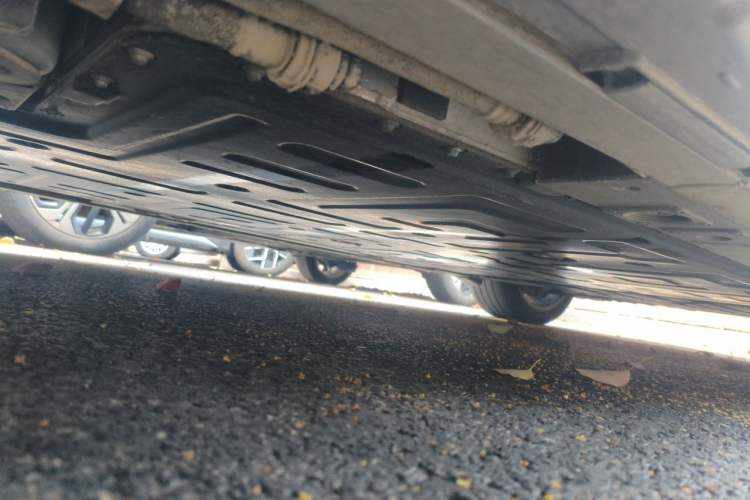 Used Nio ET5 2022 75 kWh Chassis Front Left
