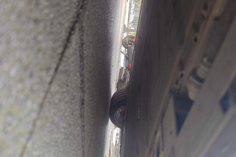 Used Nio ET5 2022 75 kWh Chassis Front Left