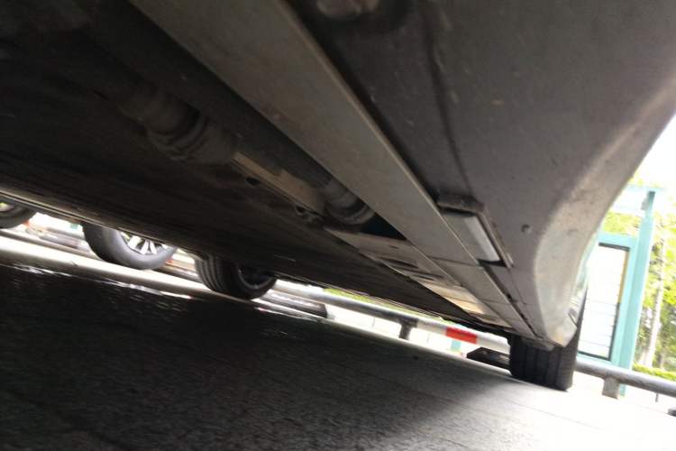 Used Nio ET5 2022 75 kWh Chassis Front Left