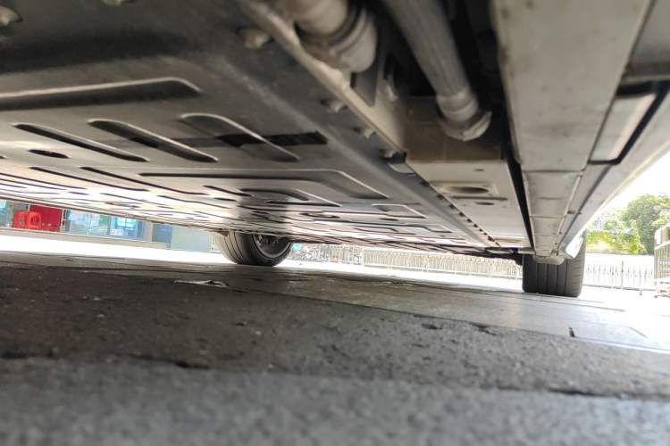 Used Nio ET5 2022 75 kWh Chassis Front Left