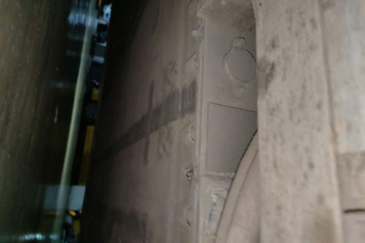 Used Nio ET5 2022 75 kWh Chassis Front Right