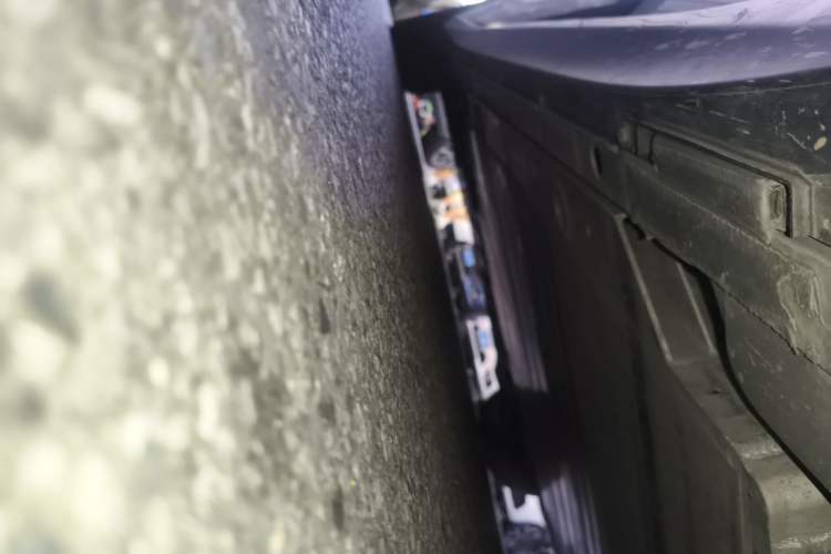 Used Nio ET5 2022 75 kWh Chassis Rear Left