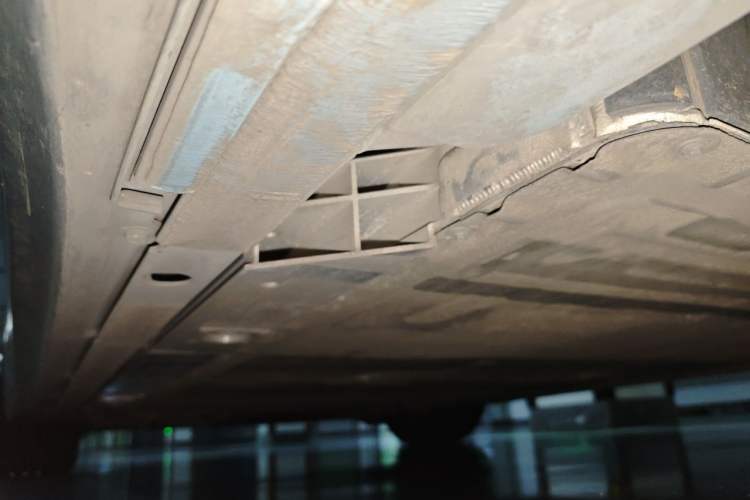 Used Nio ET5 2022 75 kWh Chassis Rear Left