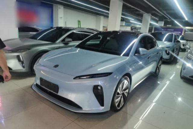 Used Nio ET5 2022 75 kWh