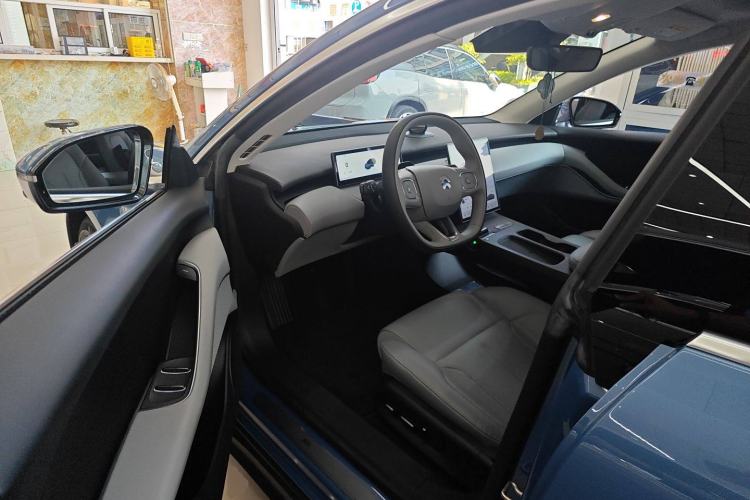 Used Nio ET5 2022 100 kWh Driver Seat