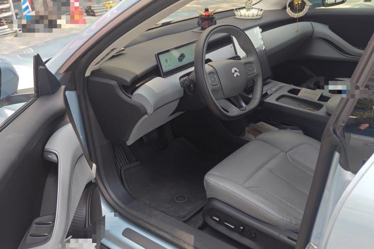 Used Nio ET5 2022 75 kWh Driver Seat