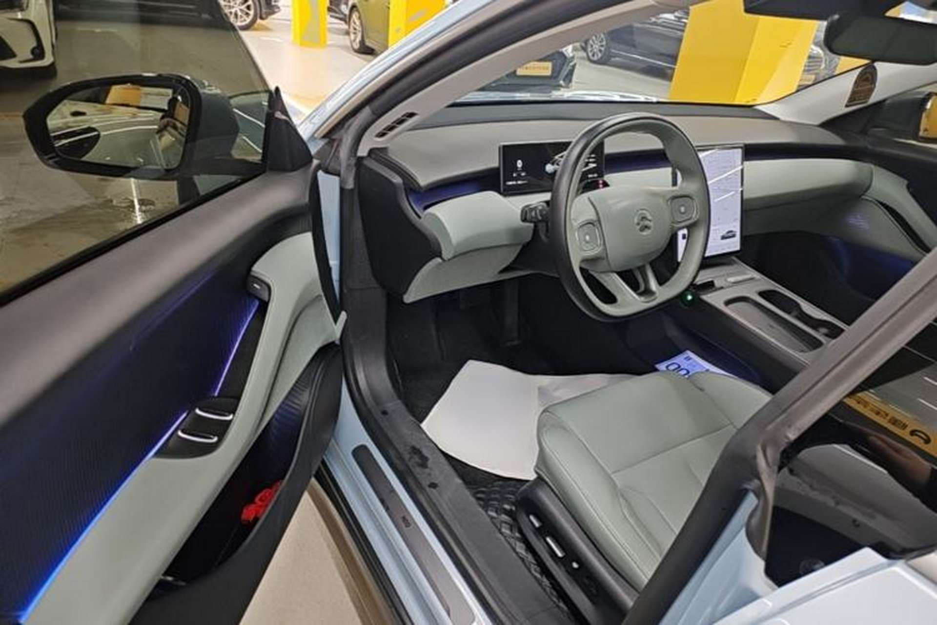Used Nio ET5 2022 75 kWh Driver Seat