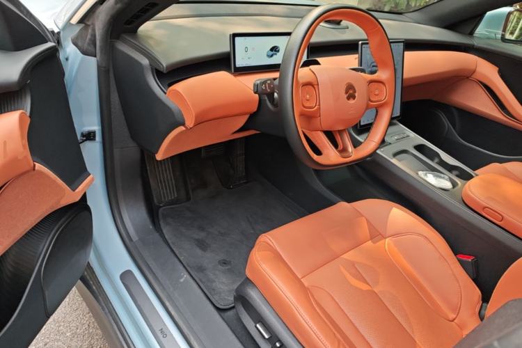 Used Nio ET5 2022 75 kWh Driver Seat