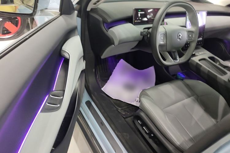 Used Nio ET5 2022 75 kWh Driver Seat