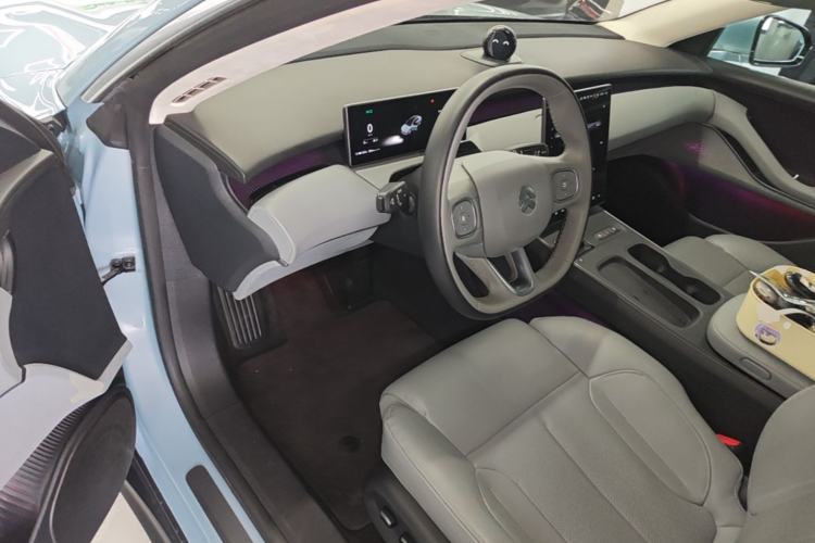 Used Nio ET5 2022 75 kWh Driver Seat