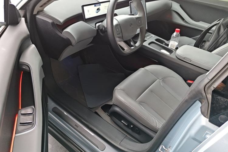 Used Nio ET5 2022 75 kWh Driver Seat