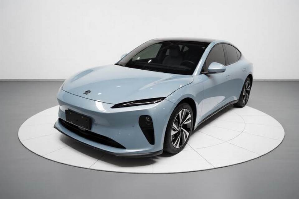 Nio ET5 2022