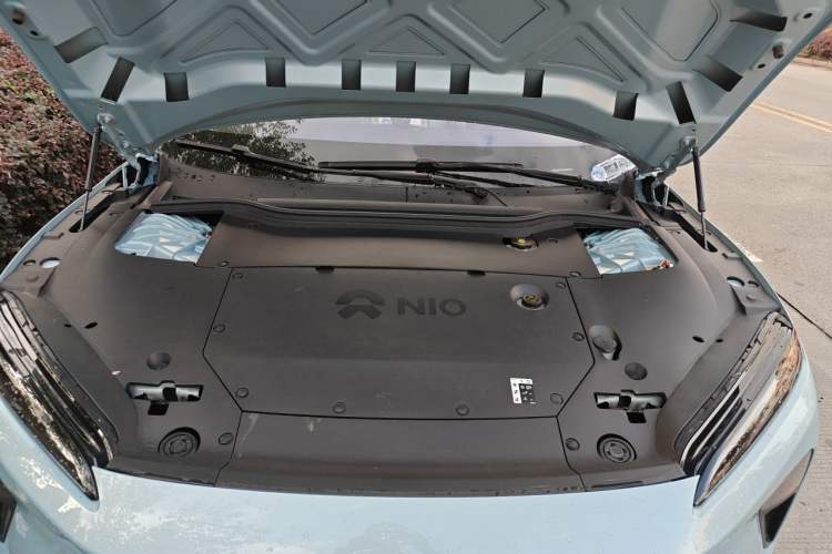 Used Nio ET5 2022 75 kWh Engine Bay