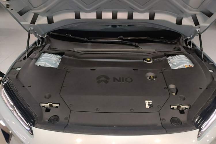 Used Nio ET5 2022 75 kWh Engine Bay