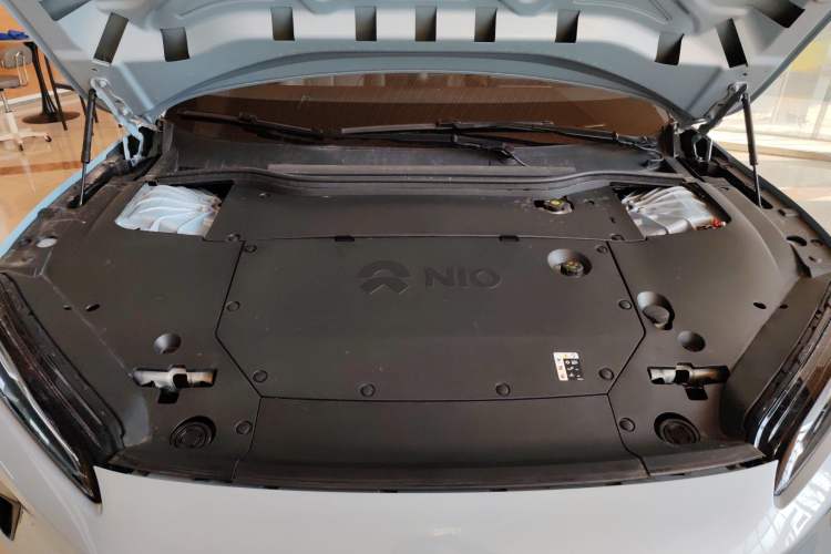 Used Nio ET5 2022 75 kWh Engine Bay