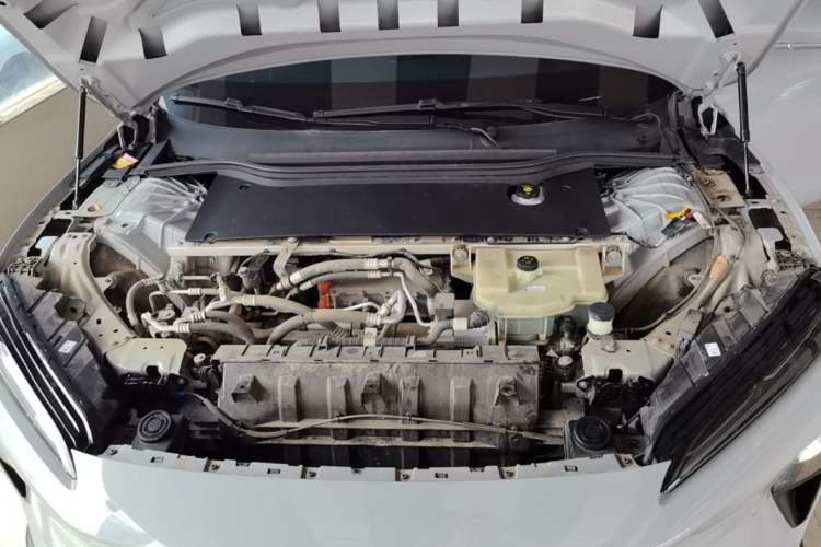 Used Nio ET5 2022 75 kWh Engine Bay