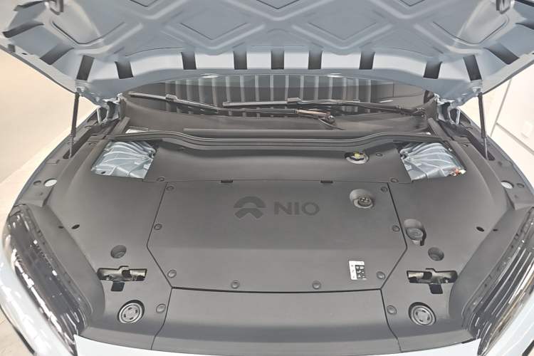 Used Nio ET5 2022 75 kWh Engine Bay