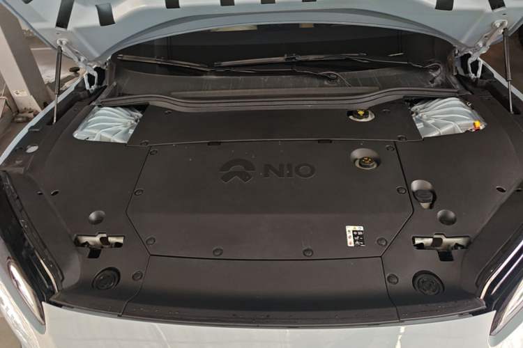 Used Nio ET5 2022 75 kWh Engine Bay