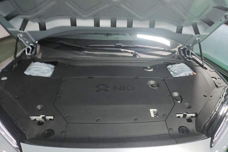 Used Nio ET5 2022 75 kWh Engine Bay