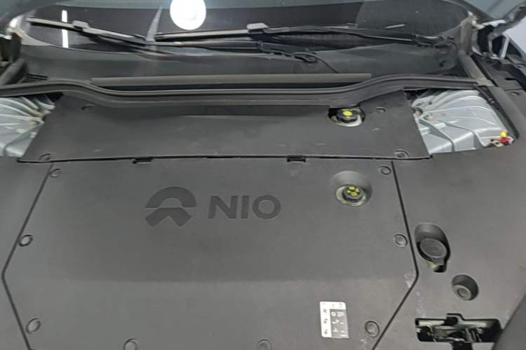 Used Nio ET5 2022 75 kWh Engine Bay