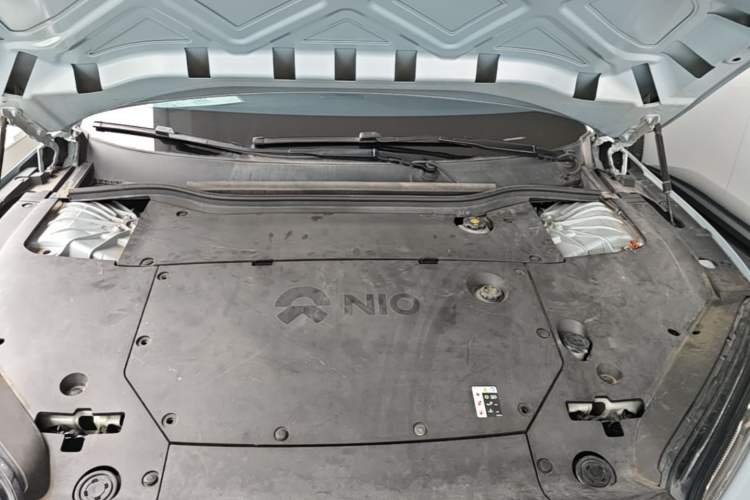 Used Nio ET5 2022 75 kWh Engine Bay